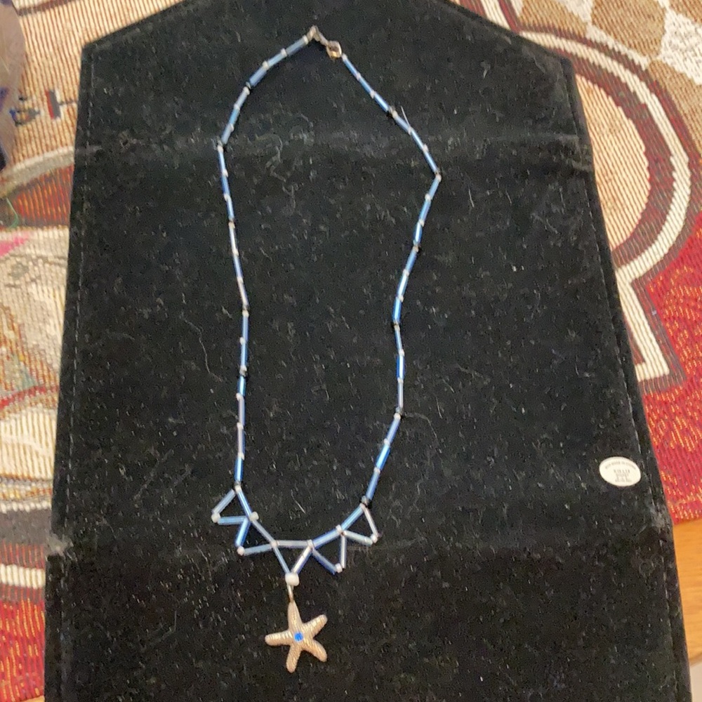 Starfish and bead necklace - Picture 3 of 4
